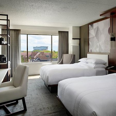 Marriott East Lansing At University Place Exterior foto